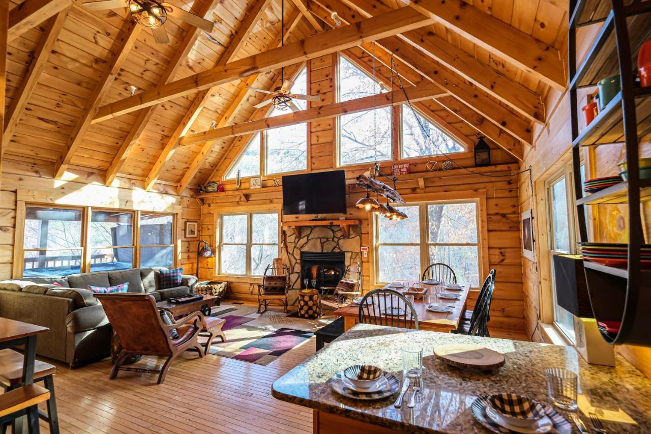 Lazy Bear Lodge Gatlinburg Eksteriør bilde