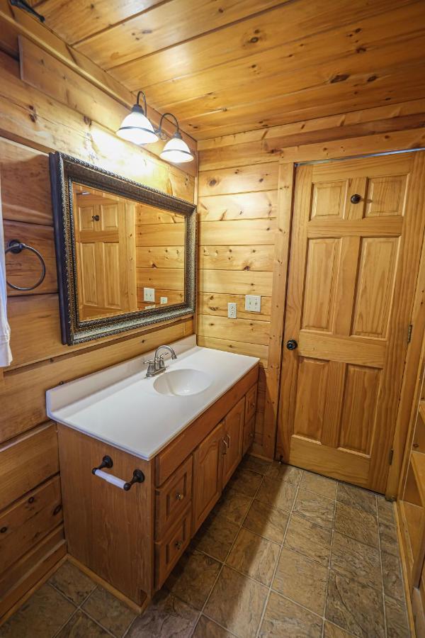 Lazy Bear Lodge Gatlinburg Eksteriør bilde